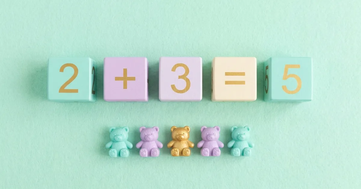 1. sınıf toplama: 2+3=5 yazan büyük ahşap taşlar ve altlarında dizili beş sayma ayıcığı.